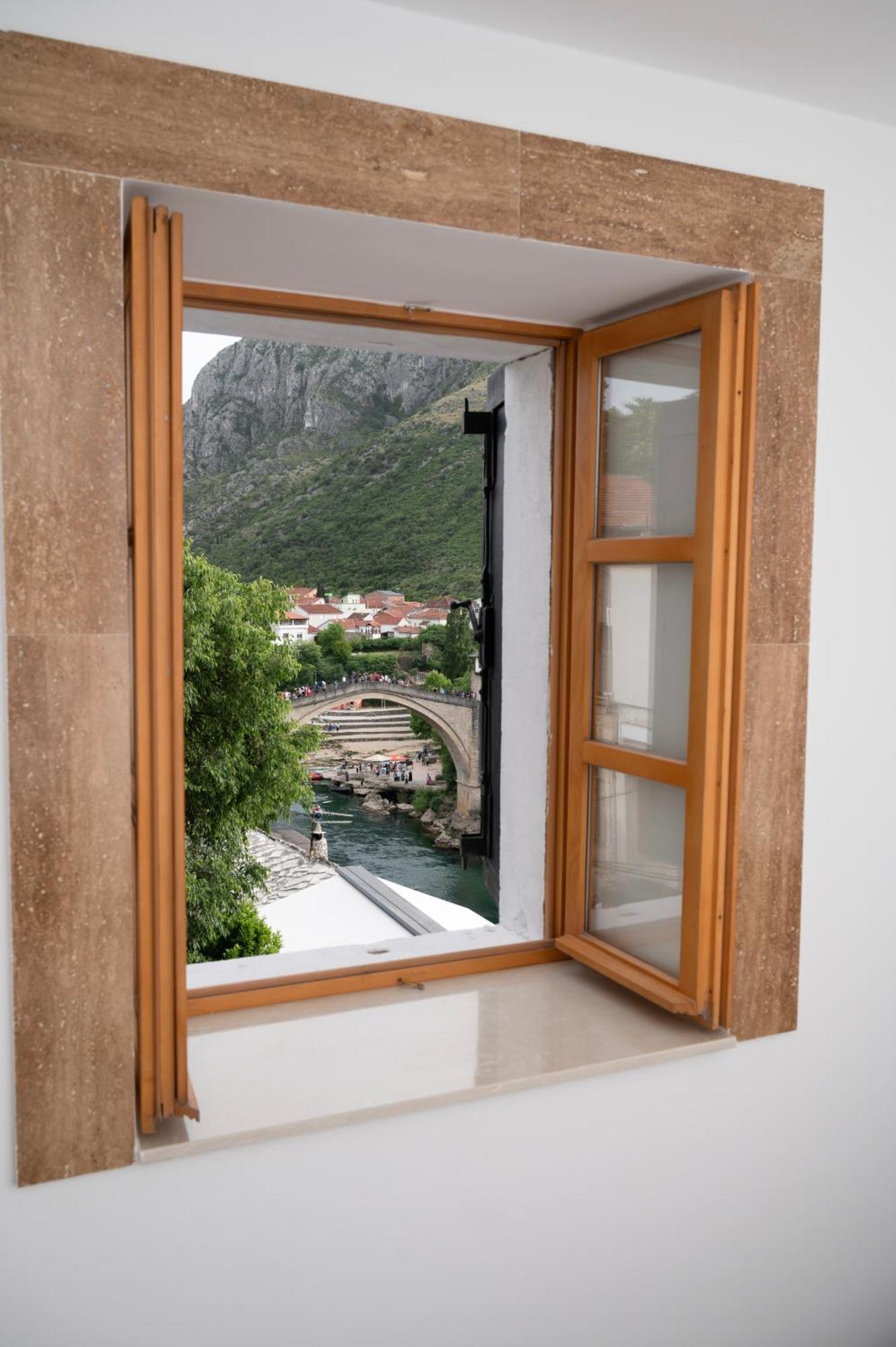 Sunrise Apartments - With Old Bridge View Mostar Exterior foto